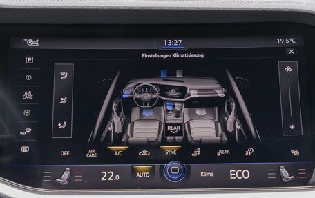 Volkswagen Touareg III, 2022 год, 5 000 000 рублей, 13 фотография
