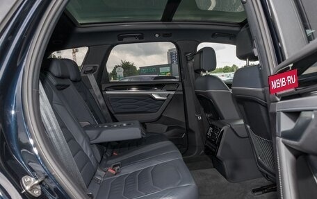 Volkswagen Touareg III, 2022 год, 5 000 000 рублей, 12 фотография