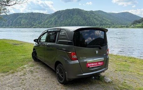 Honda Freed I, 2010 год, 1 100 000 рублей, 5 фотография