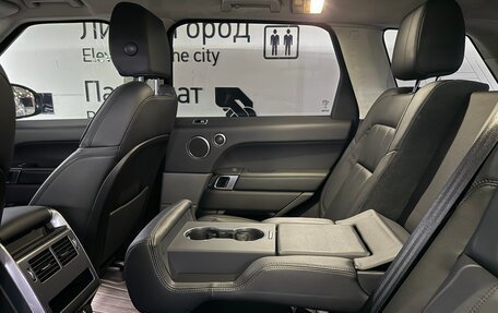 Land Rover Range Rover Sport II, 2018 год, 4 490 000 рублей, 10 фотография