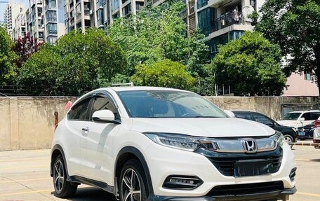 Honda Vezel, 2021 год, 1 191 400 рублей, 2 фотография