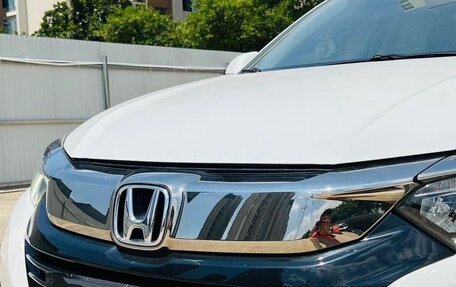 Honda Vezel, 2021 год, 1 191 400 рублей, 3 фотография
