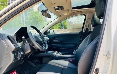 Honda Vezel, 2021 год, 1 191 400 рублей, 8 фотография