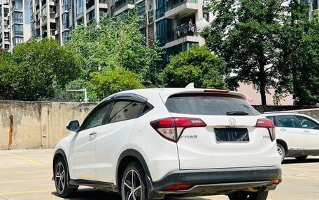 Honda Vezel, 2021 год, 1 191 400 рублей, 12 фотография