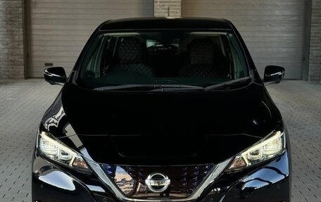 Nissan Leaf II, 2018 год, 1 400 000 рублей, 2 фотография