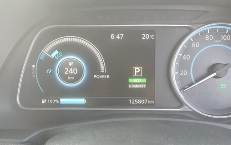 Nissan Leaf II, 2018 год, 1 400 000 рублей, 15 фотография