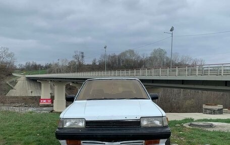 Toyota Carina, 1985 год, 125 000 рублей, 1 фотография