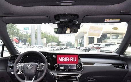 Lexus RX IV рестайлинг, 2025 год, 6 690 000 рублей, 9 фотография