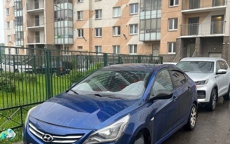 Hyundai Solaris II рестайлинг, 2015 год, 370 000 рублей, 4 фотография