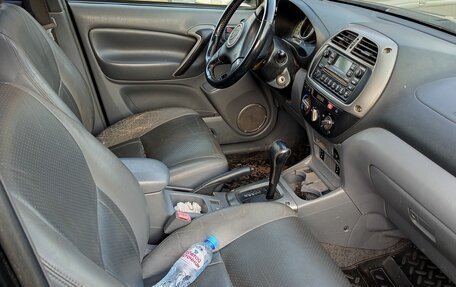 Toyota RAV4, 2003 год, 800 000 рублей, 13 фотография