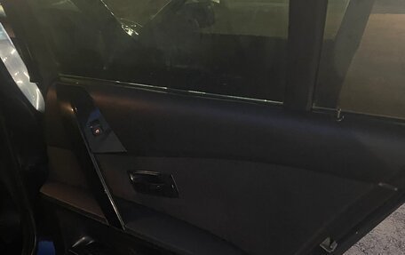 BMW 5 серия, 2006 год, 950 000 рублей, 12 фотография