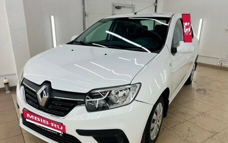 Renault Logan II, 2019 год, 899 000 рублей, 2 фотография