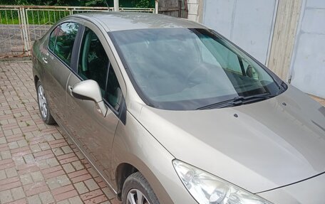 Peugeot 408 I рестайлинг, 2012 год, 650 000 рублей, 4 фотография