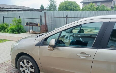 Peugeot 408 I рестайлинг, 2012 год, 650 000 рублей, 9 фотография
