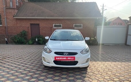 Hyundai Solaris II рестайлинг, 2013 год, 730 000 рублей, 14 фотография