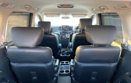 Nissan Elgrand III, 2018 год, 2 900 000 рублей, 5 фотография