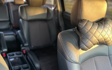 Nissan Elgrand III, 2018 год, 2 900 000 рублей, 9 фотография