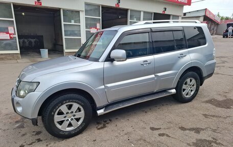 Mitsubishi Pajero IV, 2007 год, 1 445 000 рублей, 2 фотография