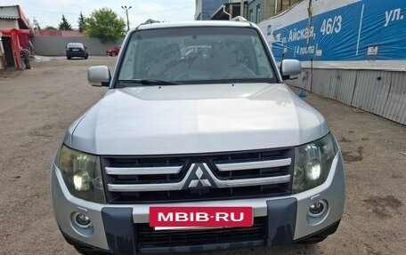 Mitsubishi Pajero IV, 2007 год, 1 445 000 рублей, 3 фотография