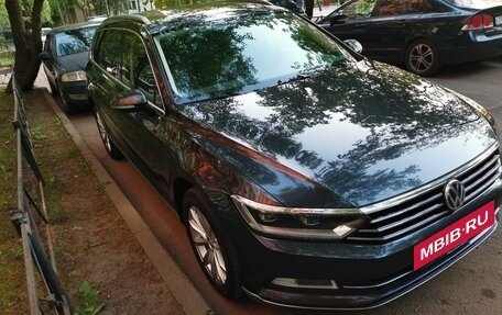 Volkswagen Passat B8 рестайлинг, 2018 год, 1 720 000 рублей, 2 фотография