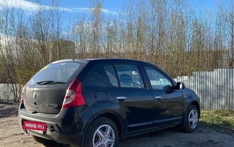 Renault Sandero I, 2011 год, 450 000 рублей, 2 фотография