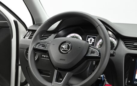 Skoda Octavia, 2022 год, 1 695 000 рублей, 9 фотография