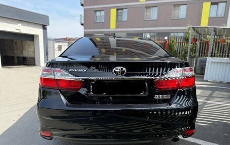 Toyota Camry, 2017 год, 2 400 000 рублей, 5 фотография