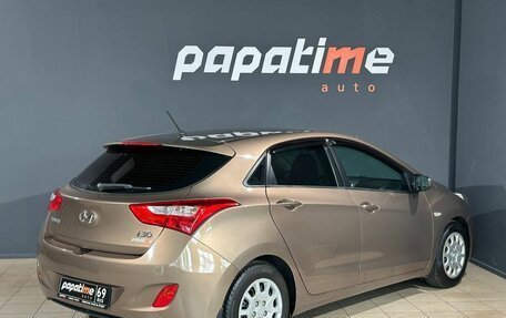 Hyundai i30 II рестайлинг, 2012 год, 875 000 рублей, 3 фотография