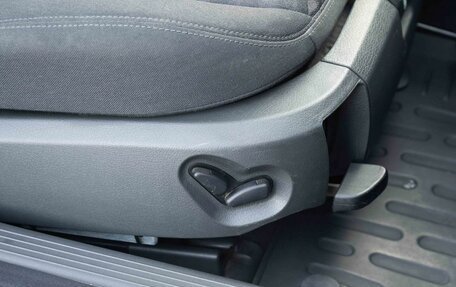 Mercedes-Benz E-Класс, 2004 год, 595 000 рублей, 13 фотография