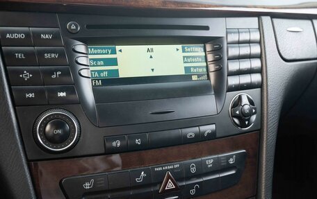 Mercedes-Benz E-Класс, 2004 год, 595 000 рублей, 22 фотография