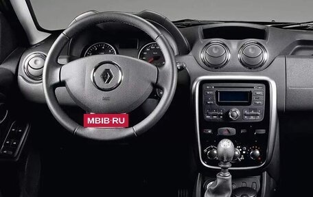 Renault Duster I рестайлинг, 2014 год, 1 340 000 рублей, 2 фотография