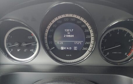 Mercedes-Benz C-Класс, 2010 год, 980 000 рублей, 9 фотография