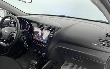 KIA Rio III рестайлинг, 2015 год, 999 000 рублей, 15 фотография