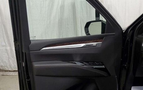 Cadillac Escalade V, 2025 год, 25 400 000 рублей, 14 фотография