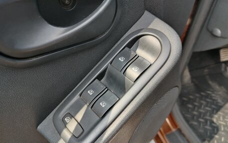 Renault Duster I рестайлинг, 2012 год, 698 000 рублей, 12 фотография