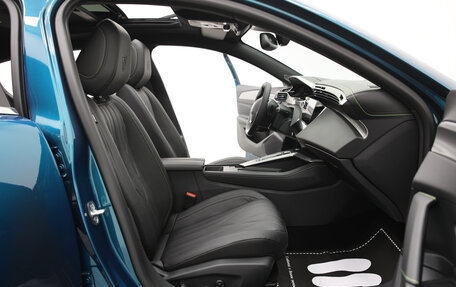 Peugeot 408, 2024 год, 3 990 000 рублей, 8 фотография