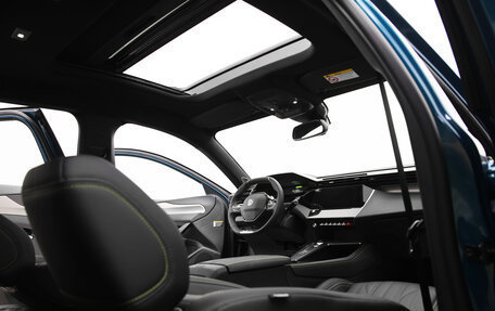 Peugeot 408, 2024 год, 3 990 000 рублей, 9 фотография