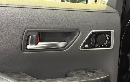 Toyota Land Cruiser, 2025 год, 11 800 000 рублей, 16 фотография