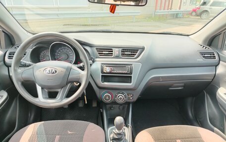 KIA Rio III рестайлинг, 2014 год, 825 000 рублей, 5 фотография