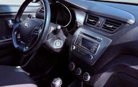 KIA Rio III рестайлинг, 2015 год, 815 000 рублей, 17 фотография