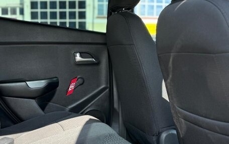 KIA Rio III рестайлинг, 2015 год, 815 000 рублей, 13 фотография