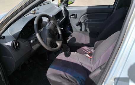 Renault Logan I, 2005 год, 140 000 рублей, 7 фотография