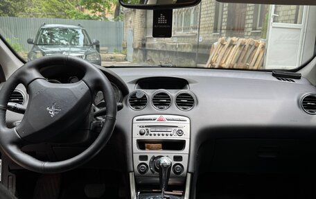 Peugeot 308 II, 2010 год, 685 000 рублей, 12 фотография