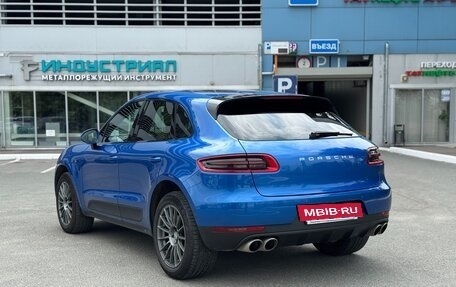 Porsche Macan I рестайлинг, 2017 год, 4 500 000 рублей, 3 фотография