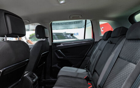 Volkswagen Tiguan II, 2017 год, 2 099 000 рублей, 16 фотография