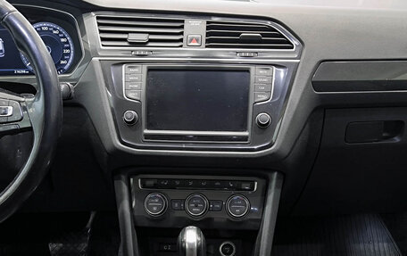 Volkswagen Tiguan II, 2017 год, 2 099 000 рублей, 19 фотография