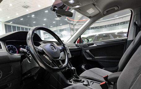 Volkswagen Tiguan II, 2017 год, 2 099 000 рублей, 20 фотография