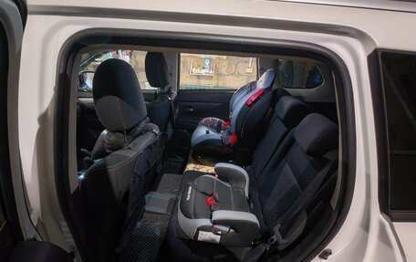 Mitsubishi Outlander III рестайлинг 3, 2018 год, 2 700 000 рублей, 17 фотография