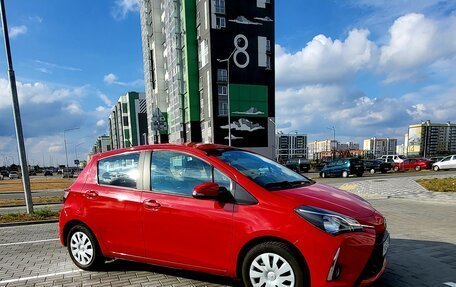 Toyota Yaris III рестайлинг, 2020 год, 1 150 000 рублей, 7 фотография