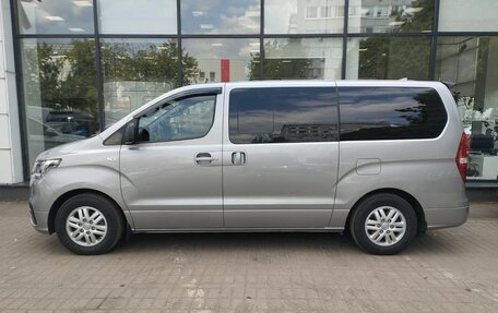 Hyundai Grand Starex Grand Starex I рестайлинг 2, 2018 год, 2 825 000 рублей, 5 фотография